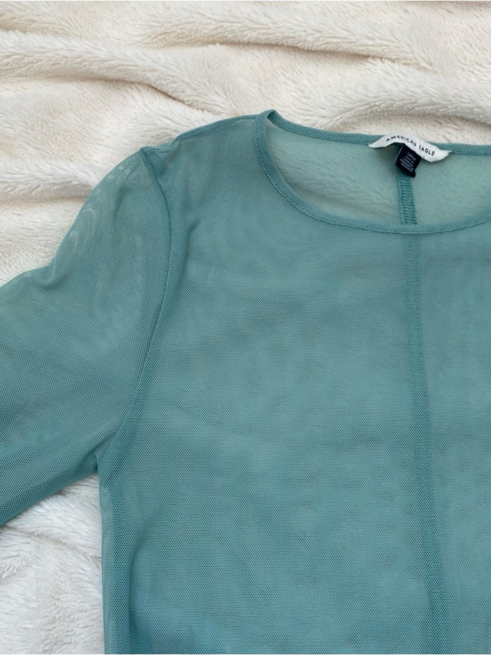 NWOT American Eagle Mini Mesh Long-Sleeve Tee Green Rush Sz S - Picture 3 of 5